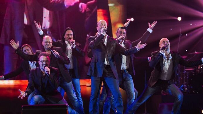 "Хор Турецкого" и SOPRANO исполнили песни военных лет в Ашхабаде