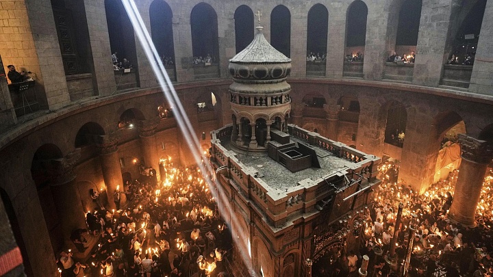 В Русской духовной миссии назвали дату схождения Благодатного огня