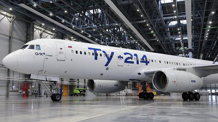 Минпромторг ведет переговоры с потенциальными покупателями Ту-214
