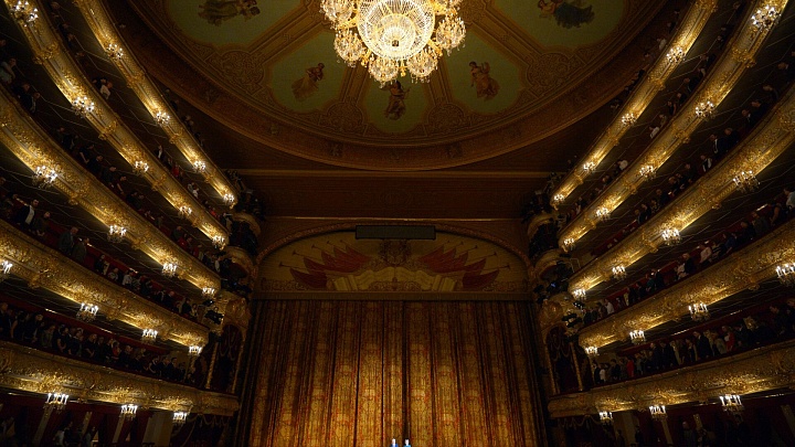 Ставка за парные билеты на "Щелкунчика" достигла 300 тысяч рублей