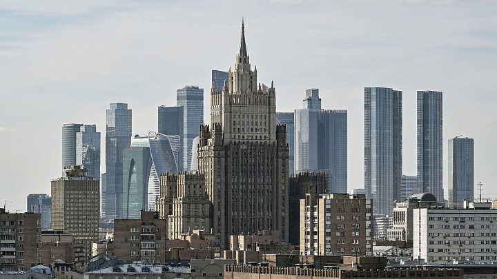 МИД высказался о роли Канады в конфликте на Украине