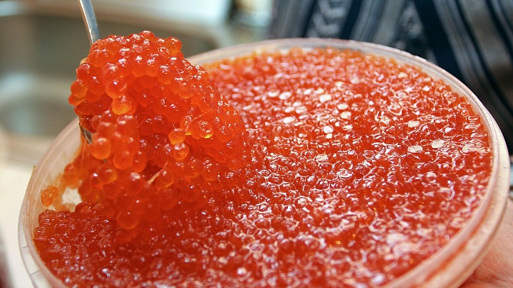 В Роспотребнадзоре рассказали, какую икру не стоит покупать